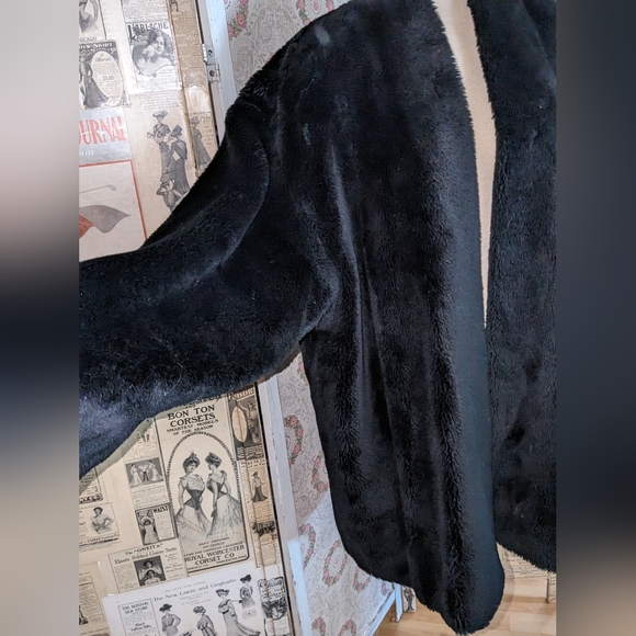 Vintage 80s Regal Beaded Faux Fur Silk Coat - Picture 8 of 11